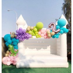 rBVaqmB9T0WAeTsWAASlPREvevw913 1652221267 Wedding Bounce Castle